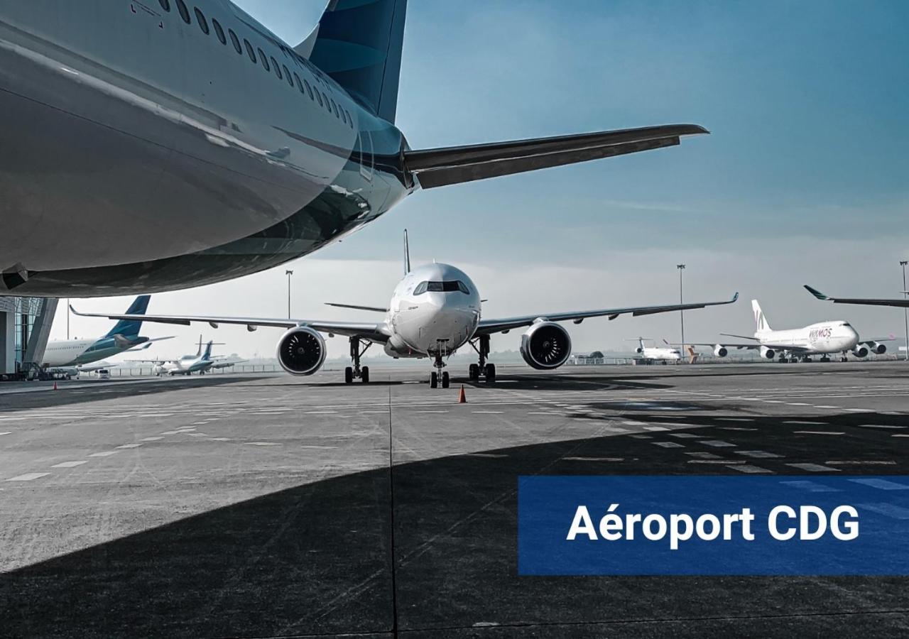 Le Neptune Proche Aeroport Cdg I Paris I Asterix